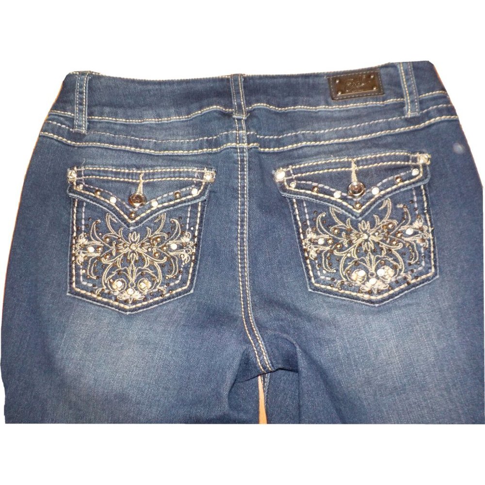 Earl Jeans Stretchy Denim Capris Studs & Rhinestones Womens (30 x 17) - Picture 4 of 5